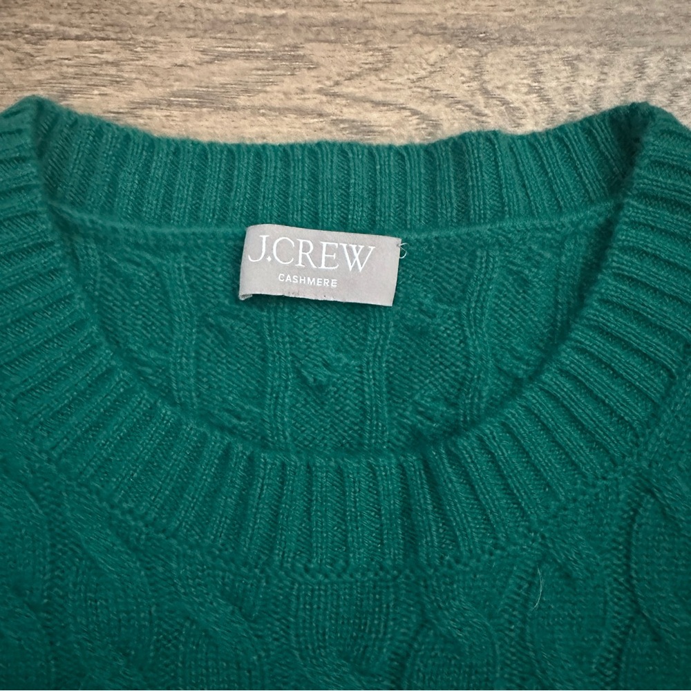NWOT$218 J. Crew 💯 Cashmere cable-knit crewneck sweater L, XL In Jungle Green - Picture 6 of 7